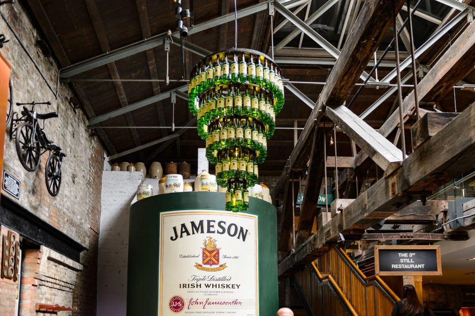 Dublin Temple Bar Tour With Jameson Distillery Whiskey Tour - Free Cancellation