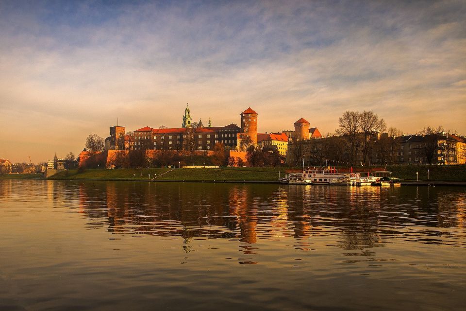 Family Tour of Krakow Old Town With Sweets Factory & Cruise - Accessibility and Inclusivity