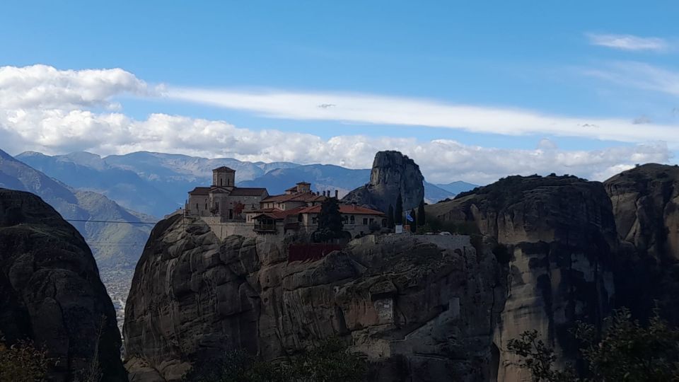 From Athens: Delpi and Meteora Private 2-day Historic Tour - Pickup and Vehicle Options