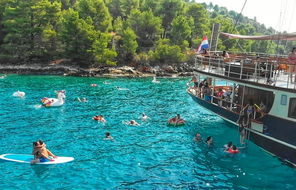 From Split: Brač and Šolta Island Cruise With Swimming - Booking and Cancellation