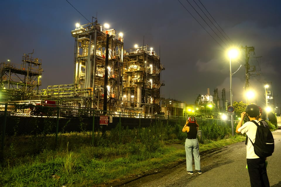 From Tokyo: Keihin Industrial Zone Night Tour by E-Bike - Height and Age Requirements