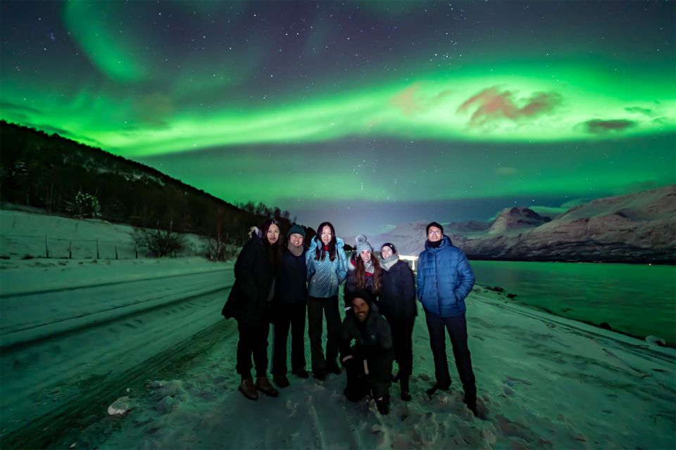 From Tromsø: Guided Northern Lights Photo Chase - Chasing the Northern Lights