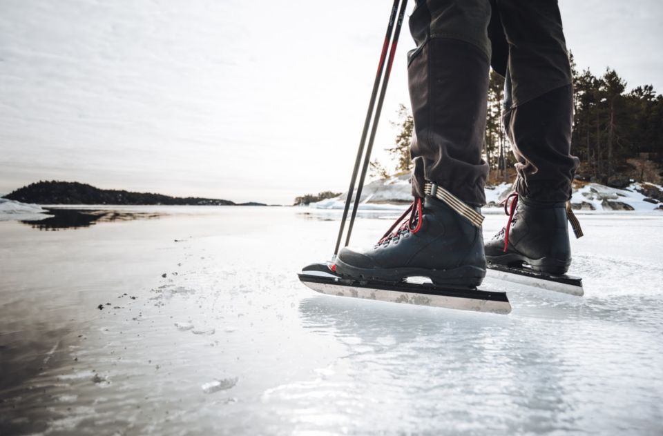 Full Day of Ice Skating in Stockholm - Recommended Attire