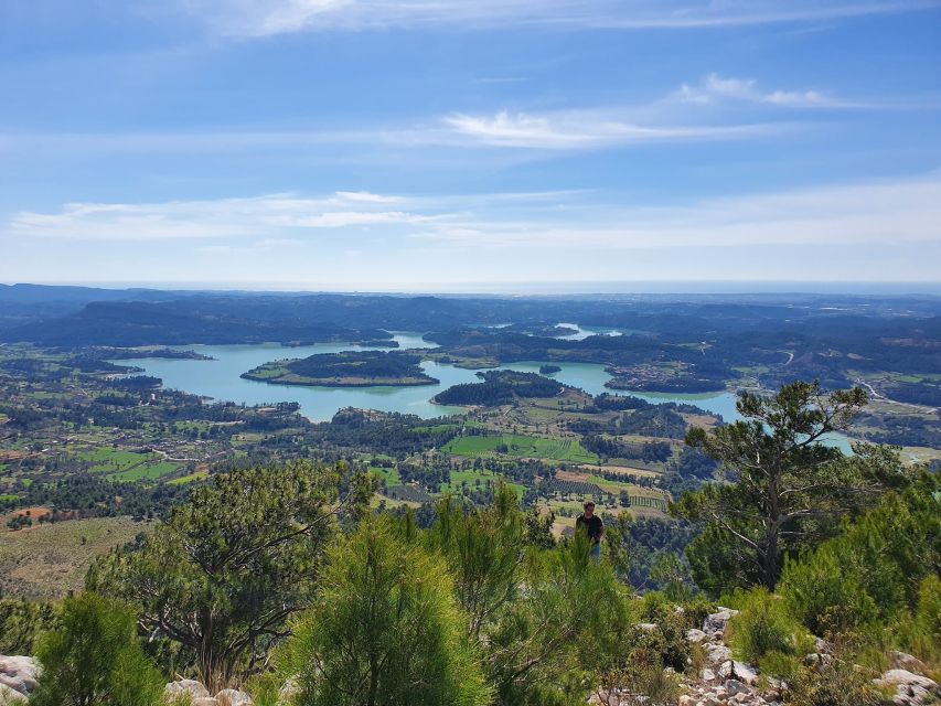 Green Lake Mix Tour - A Day of Nature, History, and Culture - Optional Visit to Central Mosque