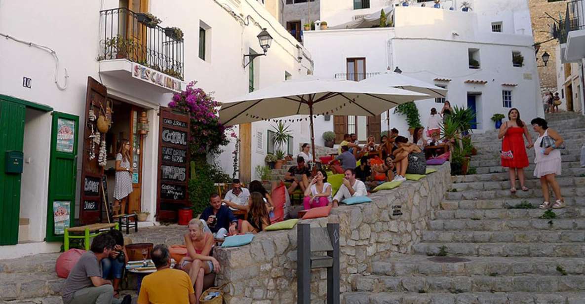 Ibiza: Town Bike Excursion - Group Size and Languages