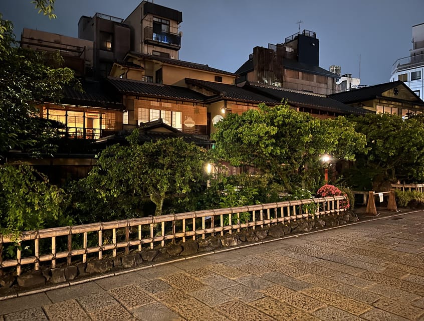 Kyoto: Gion Walking Tour - Encountering Picturesque Machiya Houses