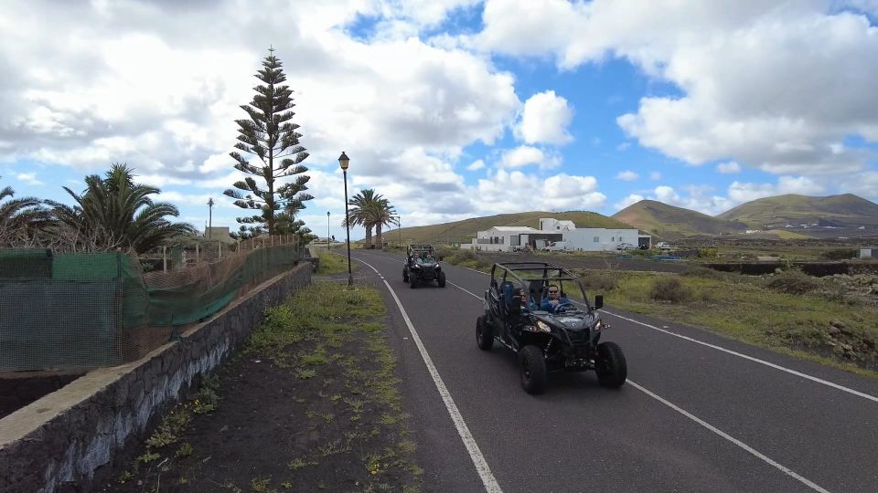 Lanzarote: Mix Tour Guided Buggy Volcano Tour 4 Seater - Dress Code