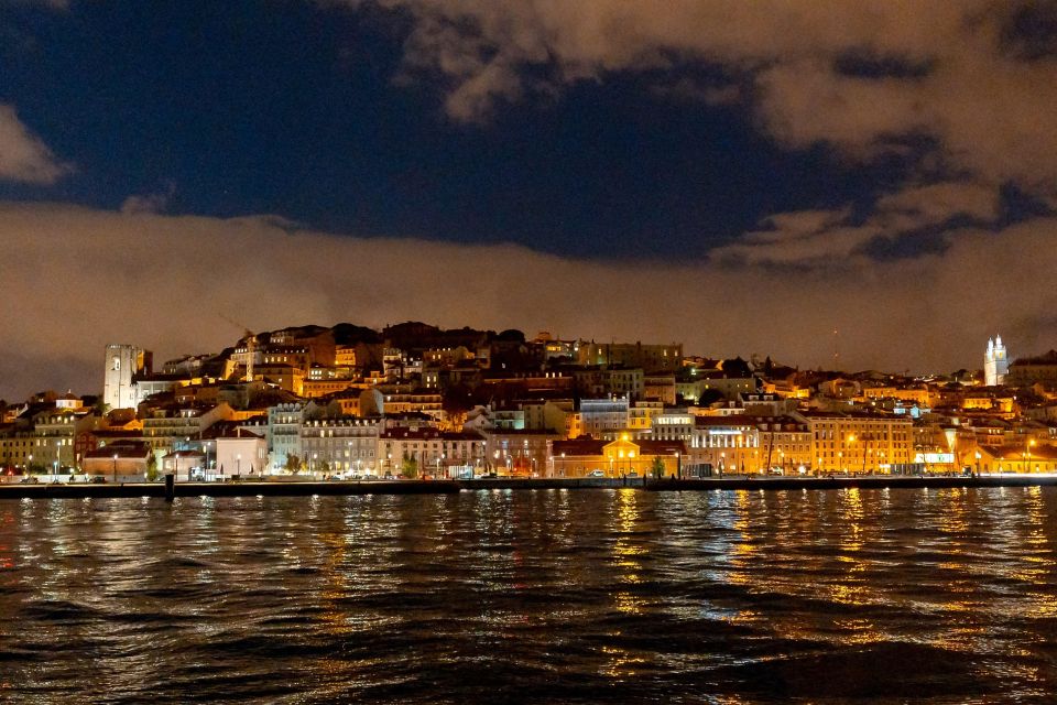 Lisbon: Tagus River New Years River Boat Cruise - Frequently Asked Questions