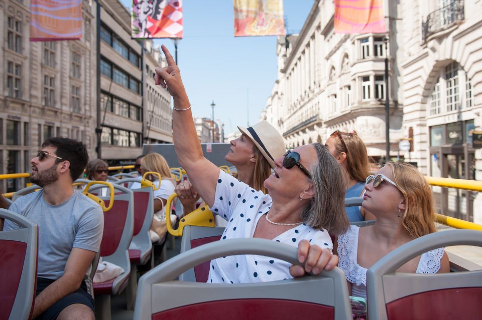 London: Tootbus London Discovery Hop-on Hop-off Bus Tour - On-Board Amenities