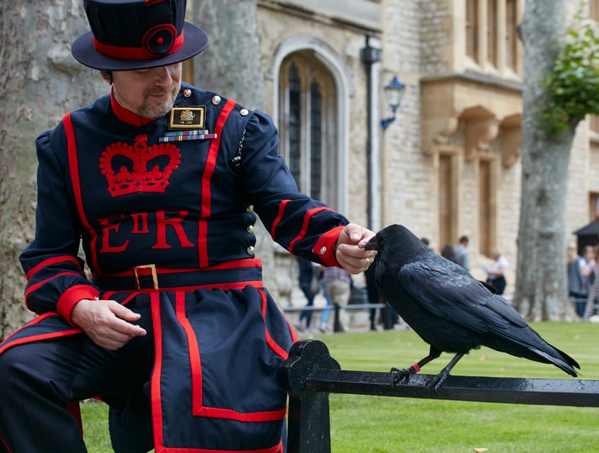 London: Tower of London, Hop-on, Hop-off Bus & River Cruise - Bus Route Highlights