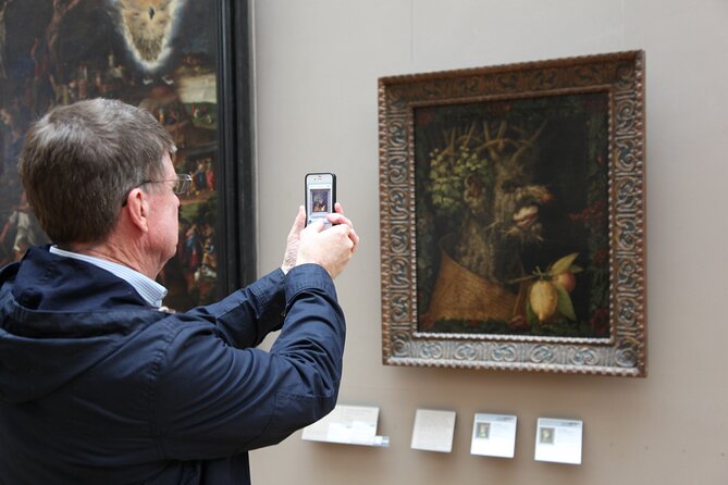 Louvre Museum Private Guided Tour With Reserved Access - Bypass Crowds With Reserved Access