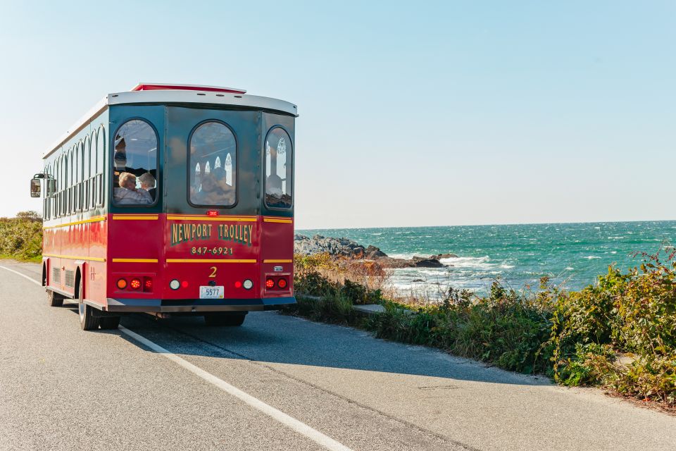 Newport: Scenic Trolley Tour - Scenic Views Along Ocean Drive