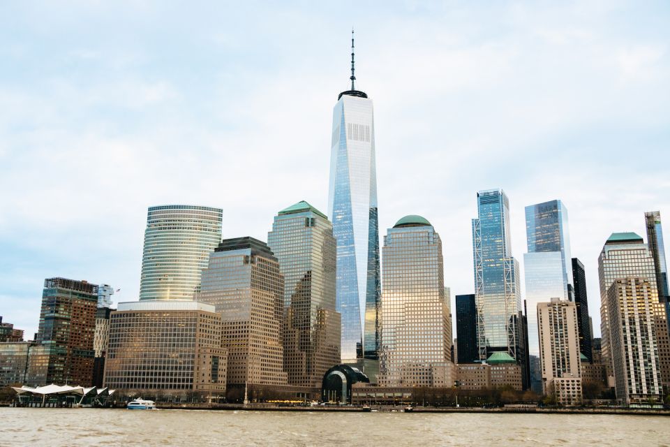 NYC: Circle Line Harbor Lights Cruise Skip-The-Box-Office - Customer Feedback and Ratings