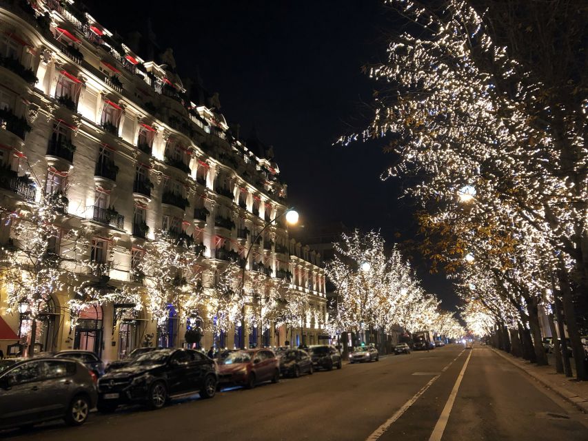 Paris Christmas Lights Walking Tour With Local Guide - Duration and Group Size