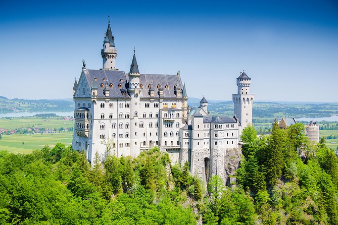 Photo Session Castle Neuschwanstein - Explore the Enchanting Castle