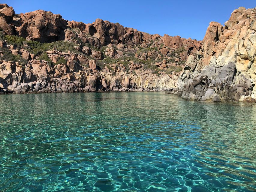 Private Boat Tour at Your Top 4 Beaches in Milos - Exploring Miloss Beaches