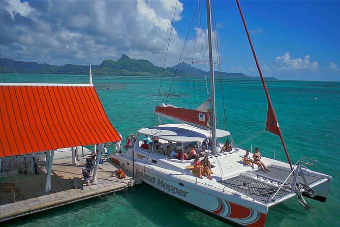 Private Charter Full Day Cruise: Ile Aux Cerfs - Meeting Point and Duration