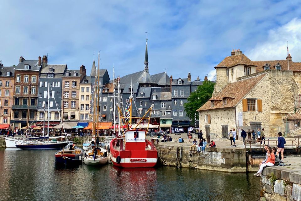 Private Live-guided Mont Saint-Michel, Honfleur by Mercedes - Live-guided Experiences