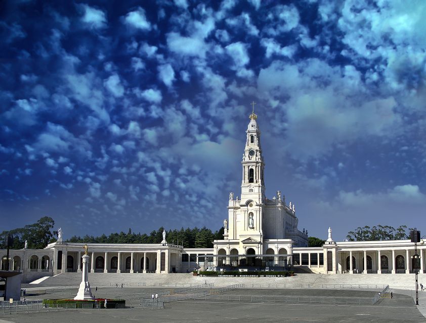 Sanctuary of Fátima and Coimbra City Tour - University of Coimbra