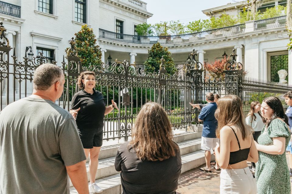 Savannah: Ghosts, Asylums, Voodoo, and Horror Walking Tour - Spectral Wonders and the Unknown