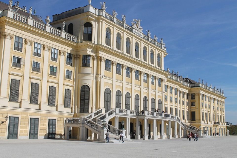 Schönbrunn Grand Tour: Private Skip-the-Line Walking Tour - Original Furniture and Artwork