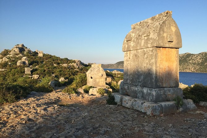 Shared Sunken City of Kekova Boat Tour Including Lunch - Guided Commentary and Atmosphere