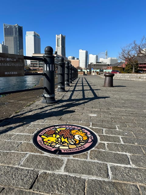 Yokohama: Family Tour With Manhole Covers & Vehicles - Ramen Food Hall Lunch