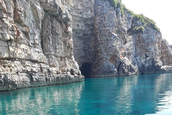 3 Hours Speed Boat Tour to the Blue Cave - Return to the Dock