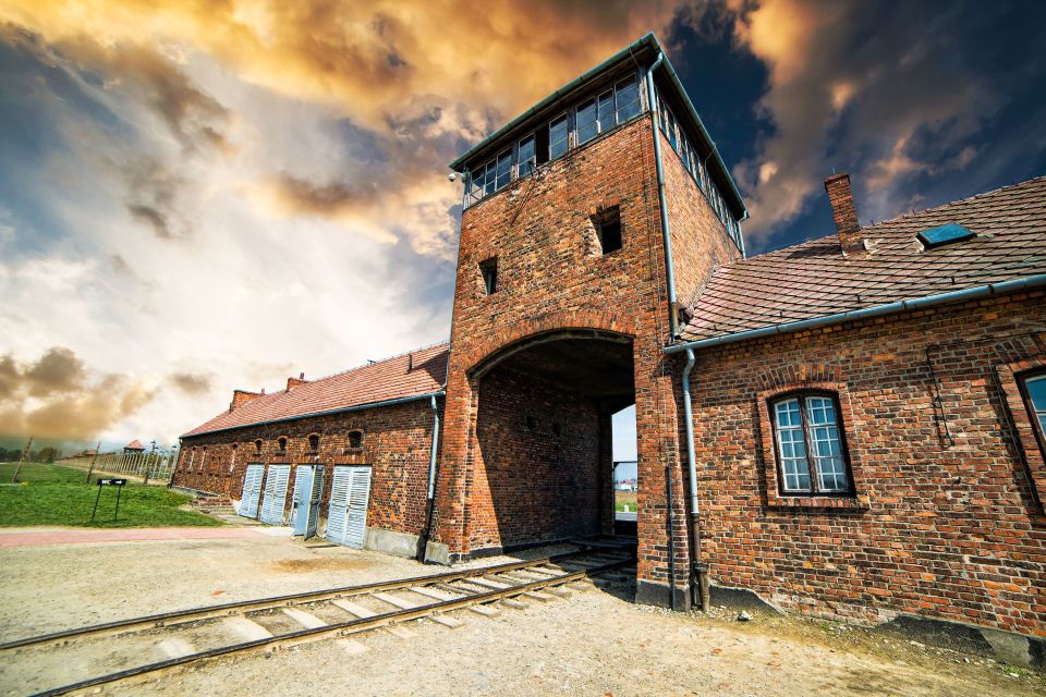 Auschwitz-Birkenau Guided Tour & Transfer From Krakow - Cancellation Policy