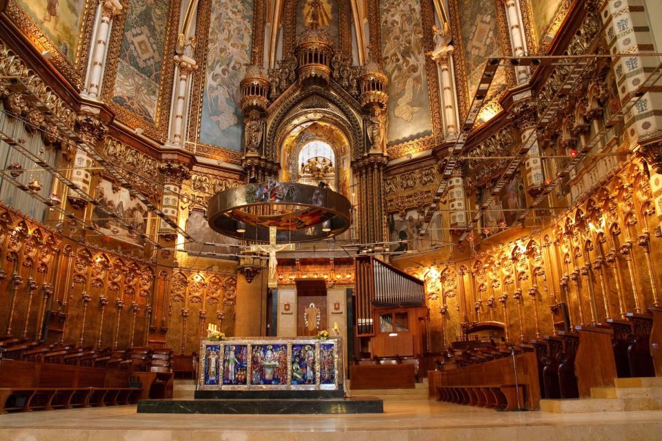 Barcelona: Montserrat & Sagrada Familia Guided Tour - Inclusions and Exclusions