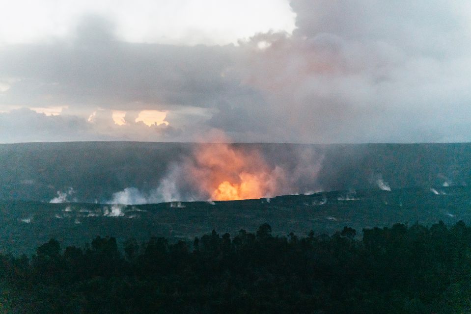 Big Island: Evening Volcano Explorer From Hilo - Tour Restrictions