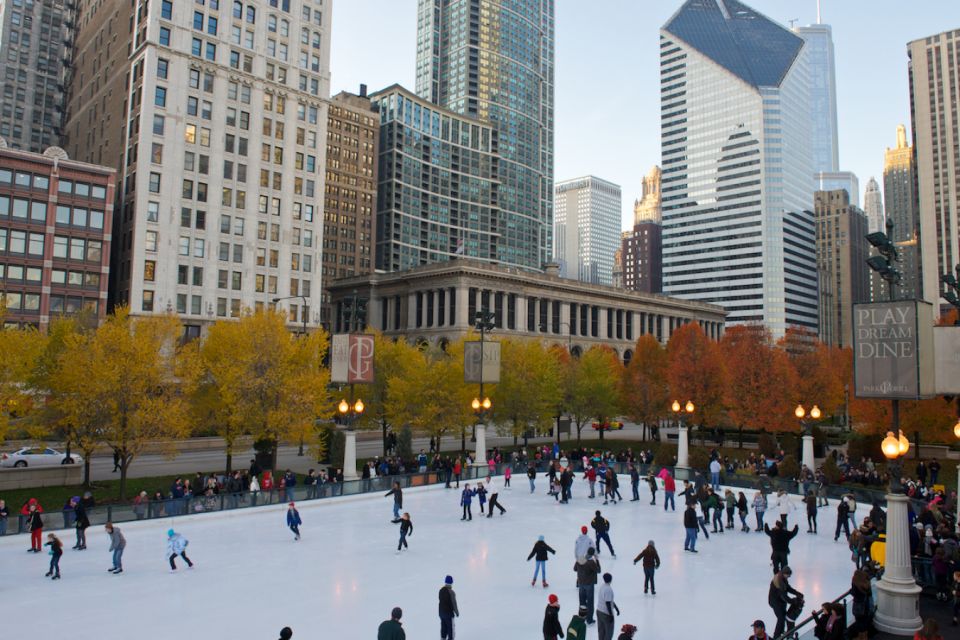 Chicago: Guided Holiday Walking Tour and Food Sampling - Customer Reviews and Upgrades