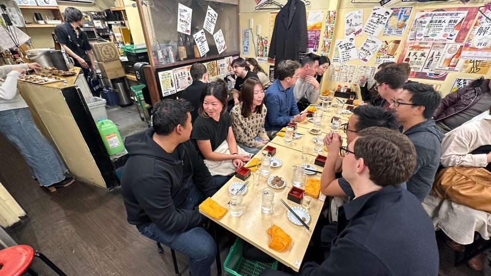 Eat/Drink Like a Local-Taverns & Ramen - Guided Journey