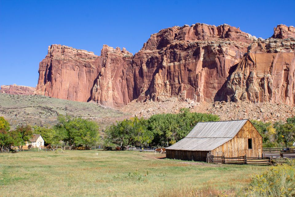 From Salt Lake City: Private Capitol Reef National Park Tour - Picnic Lunch and Refreshments