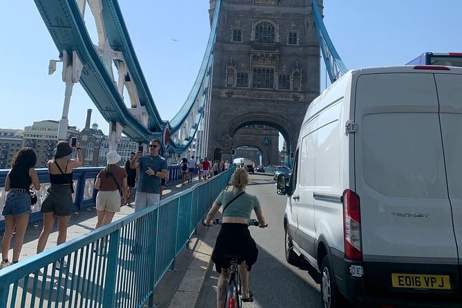 Fun Bike Ride to LDN Landmarks +Quirky Facts+Post Ride Pint - Experience Details and Cancellation Policy