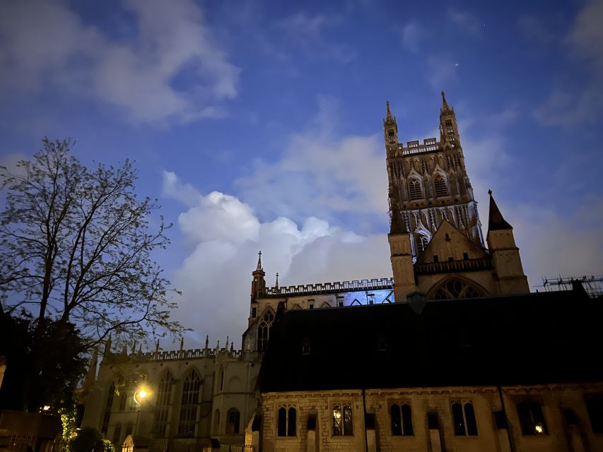 Gloucester: Ghost-Themed Guided Walking Tour - Finding the Meeting Point