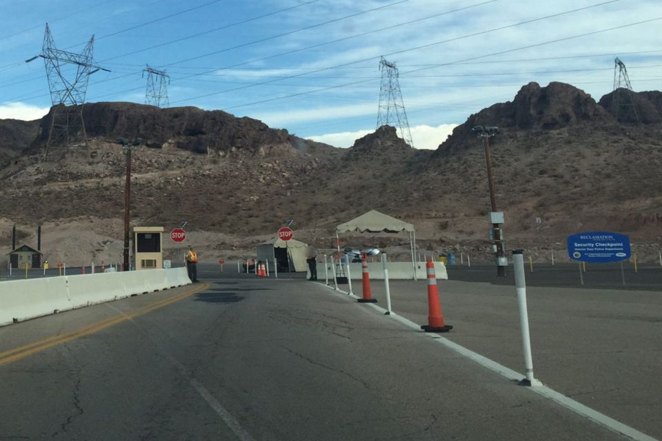 Hoover Dam: Self-Guided Audio Driving Tour - Flexibility