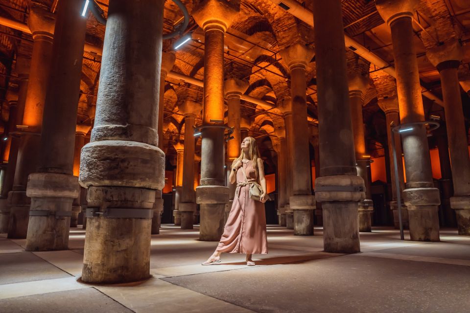 Istanbul: Basilica Cistern Walking Tour With Entry Ticket - Guided Experience