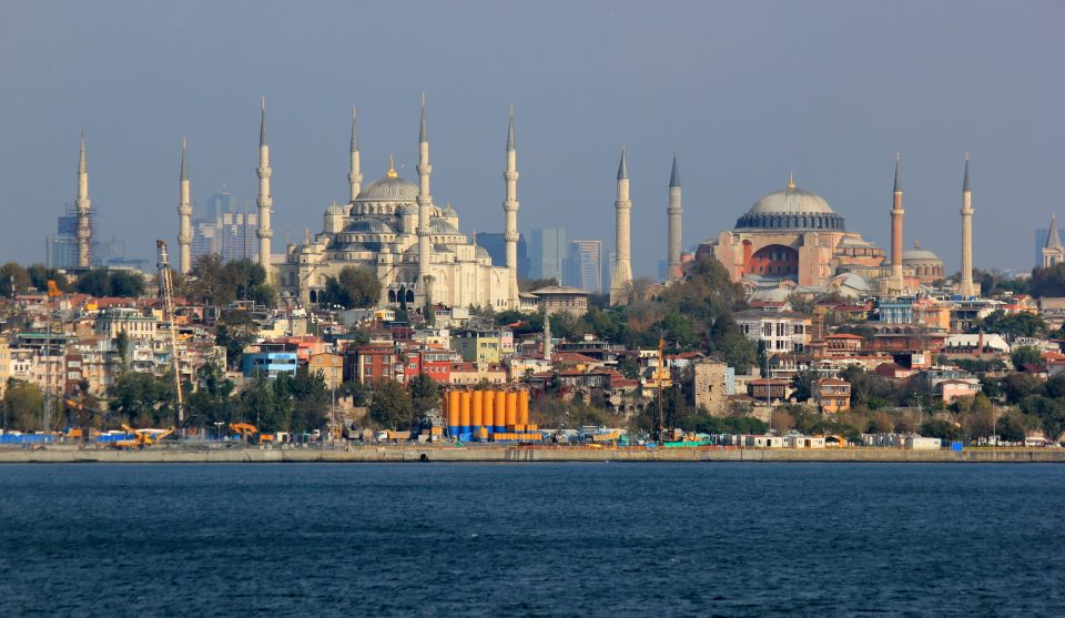 Istanbul: Full-Day Private Guiding Old City Tour - Exploring Topkapi Palace