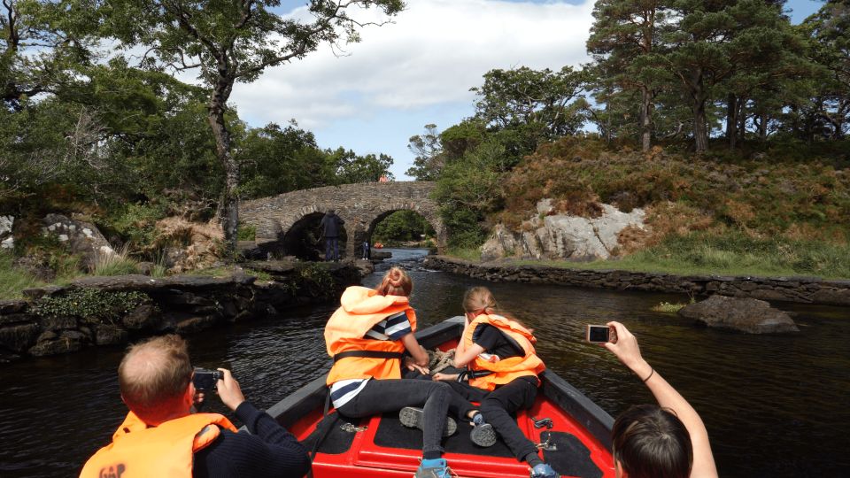 Killarney: Gap of Dunloe Walking and Boat Tour - Traditional Boat Tour Highlights