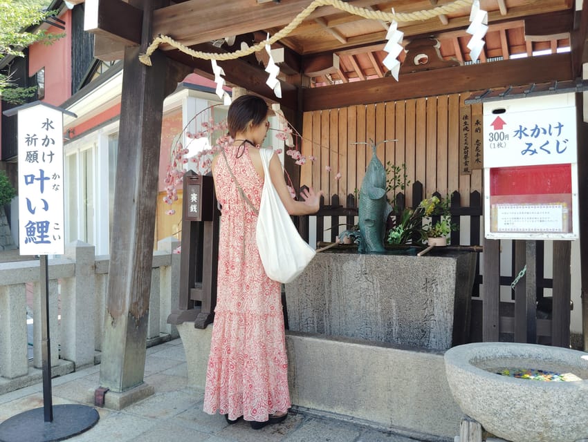 Kobe: Uroko-no-ie & Kitano Tenman Shrine - Scenic Tour - Booking and Meeting Point