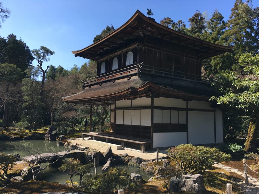 Kyoto: Ginkakuji and the Philosophers Path Guided Bike Tour - Group Size and Language