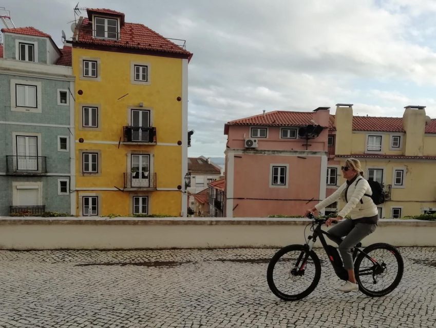 Lisbon: 7 Hills Panoramic Guided Tour by E-Bike - Local Guide Expertise