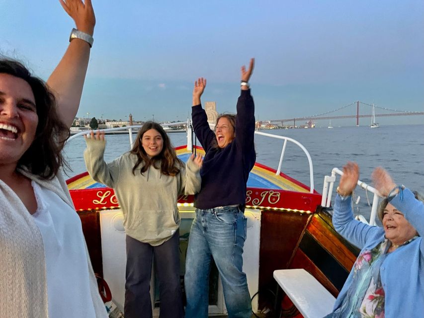 Lisbon: Live Guided Traditional Boat Sightseeing Cruise Tour - Preparing for the Tour