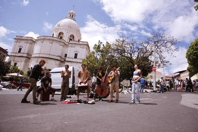 My Friend Vádio - Lisbon Old City Tuk Tuk Tour - Accessibility and Logistics