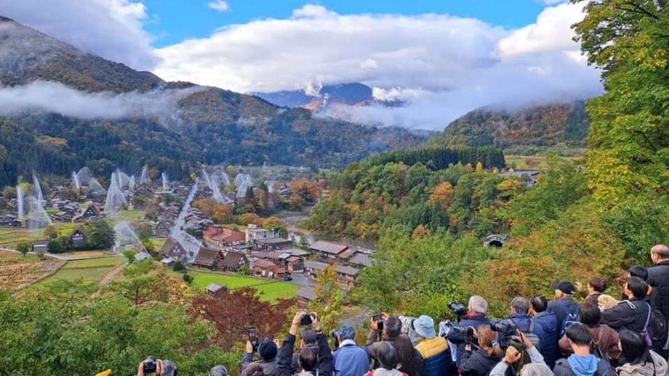 One Day Private Tour to Shirakawa-go & Takayama - Tour Booking