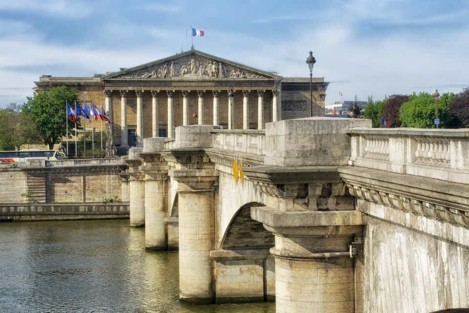 Paris Full Day 7 Iconic Sights City Tour Minivan 2-7 People - Frequently Asked Questions