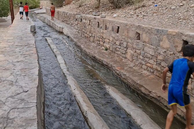 Private Day-Tour in Nizwa and Jebel Akhdar - Omans Landscapes and History