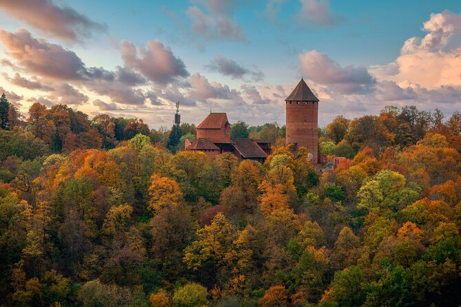 Private Full-Day Trip to Turaida, Sigulda, and Cesis - Cesis: Experiencing the Medieval Town