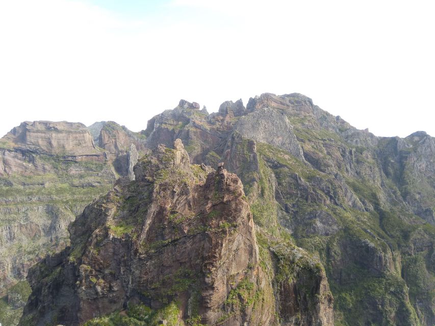 Sunrise at Pico Ruivo and Hike to Pico Do Areeiro - What to Expect